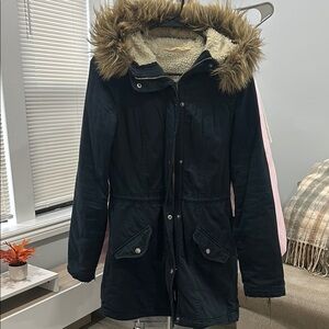 Women's Black Fur-Trimmed Parka